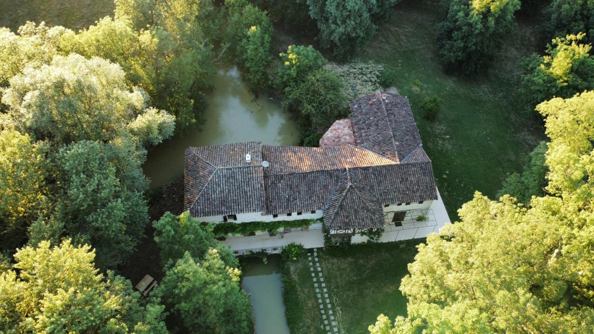 Gite Le Moulin Samsara Homps  Exteriör bild